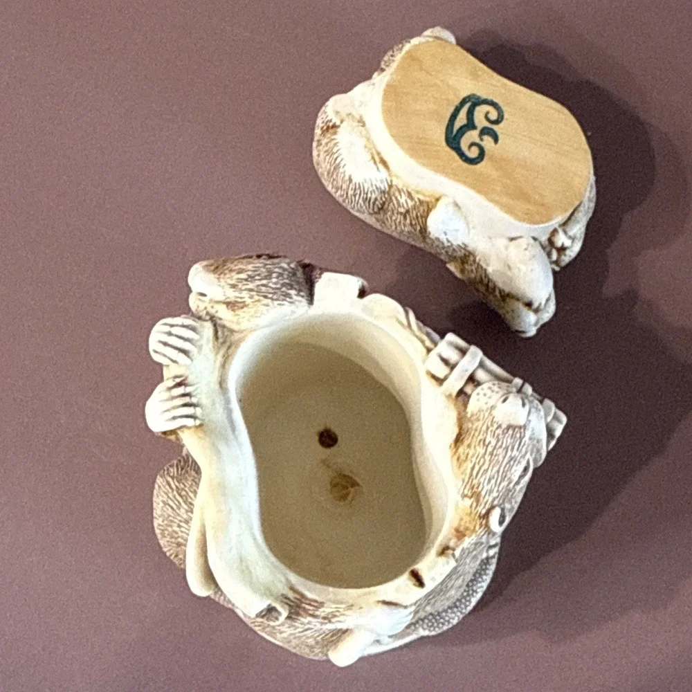 Harmony Kingdom Damnable Plot Beavers With Dynamite Trinket Box